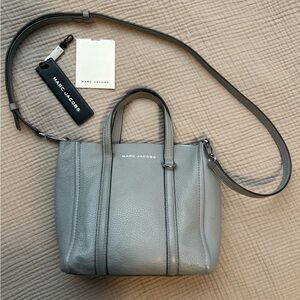 Marc Jacobs Elegant Gray Tote